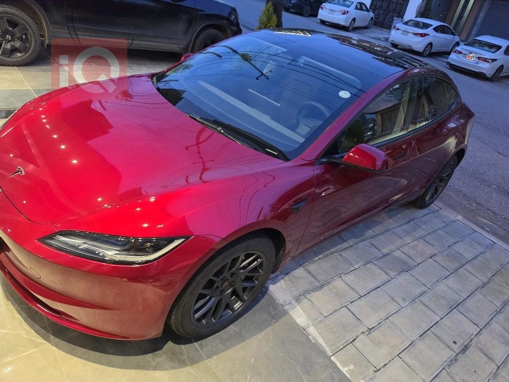 تسلا موديل 3